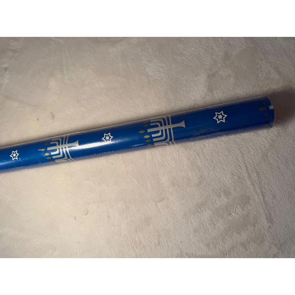 Vintage Chanukah Heavyweight Gift Wrap Menorah Star of David Blue 60 Sq Ft